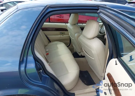 2008 Mercury Grand Marquis Gs from USA, damaged, VIN 2MEFM74V38X610760